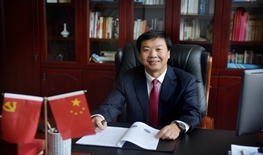 公司总经理 耿家声